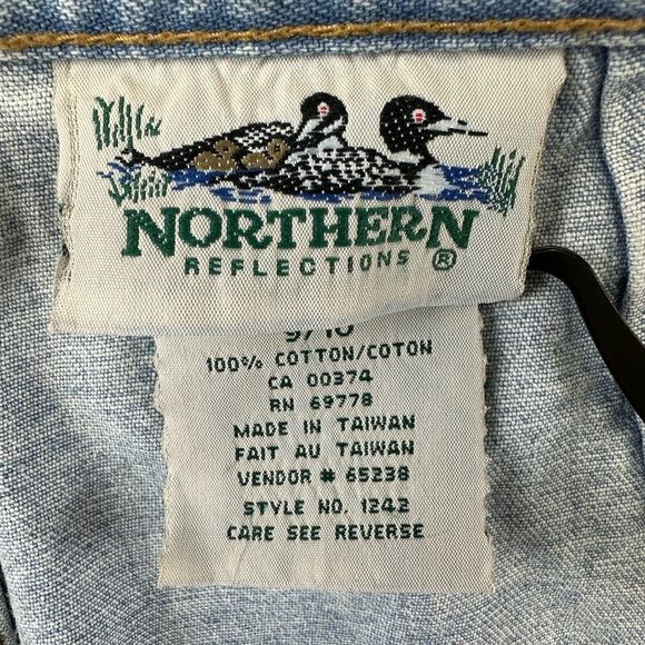 Vintage 90s denim shorts Small mom pleat front 8in inseam Northern Reflections - Picture 3 of 11